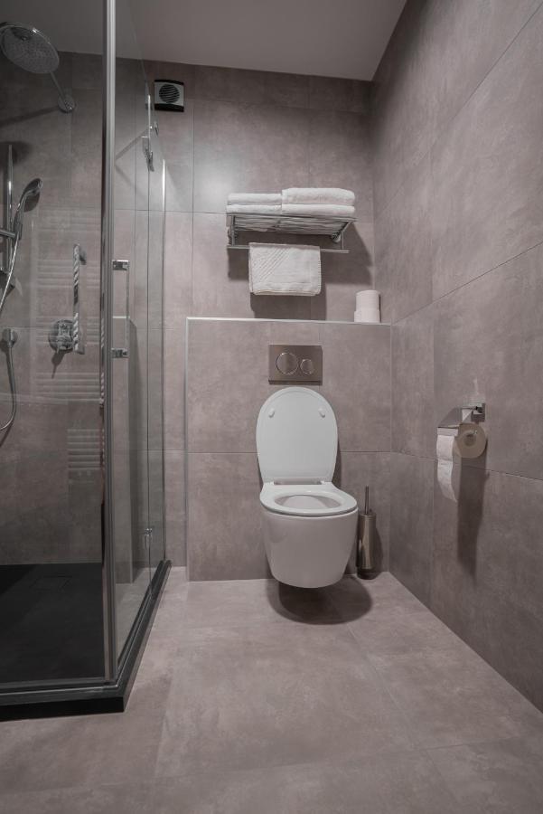 Maestro - Rooms & Restaurant Вуковар Экстерьер фото