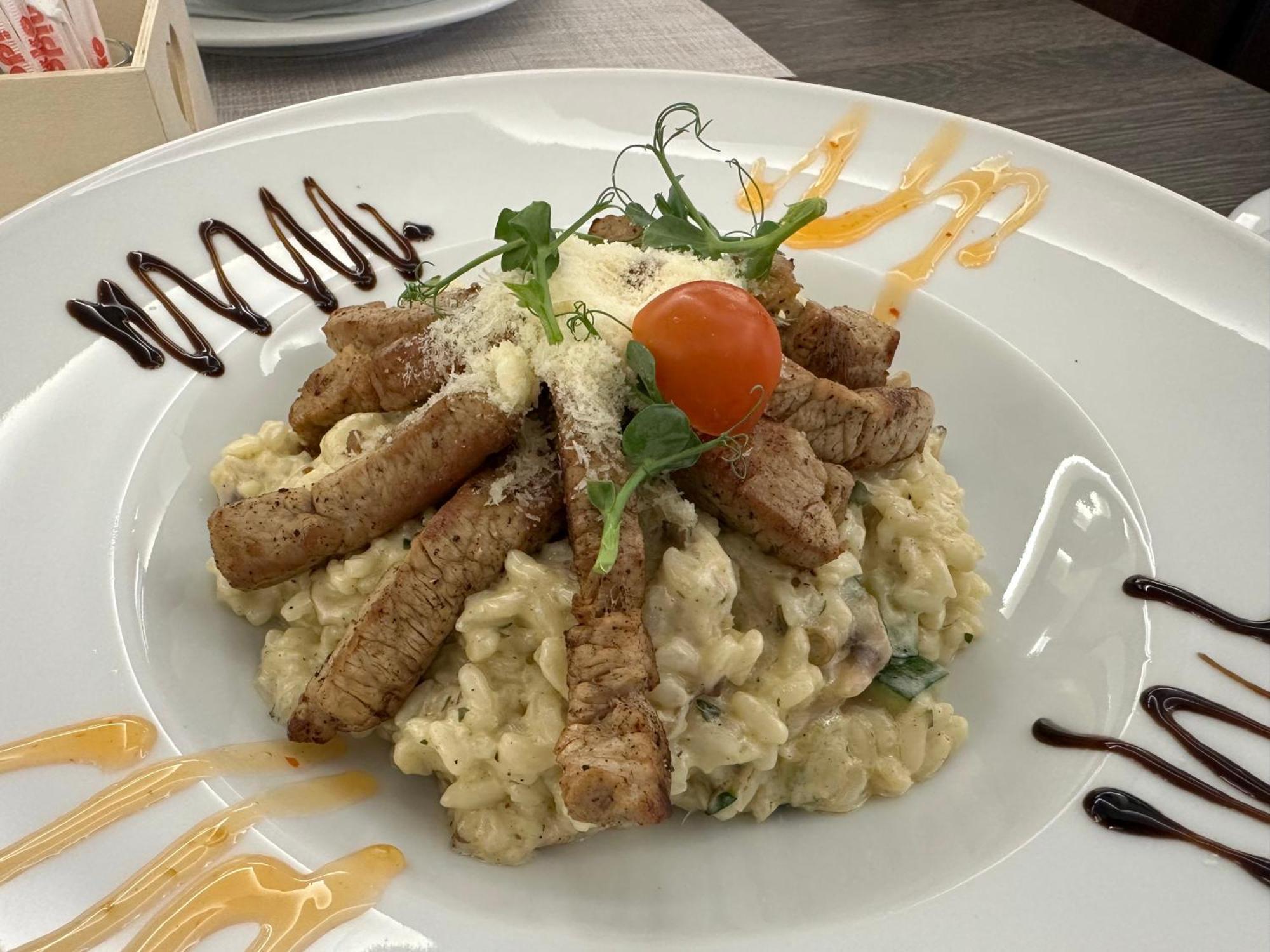 Maestro - Rooms & Restaurant Вуковар Экстерьер фото